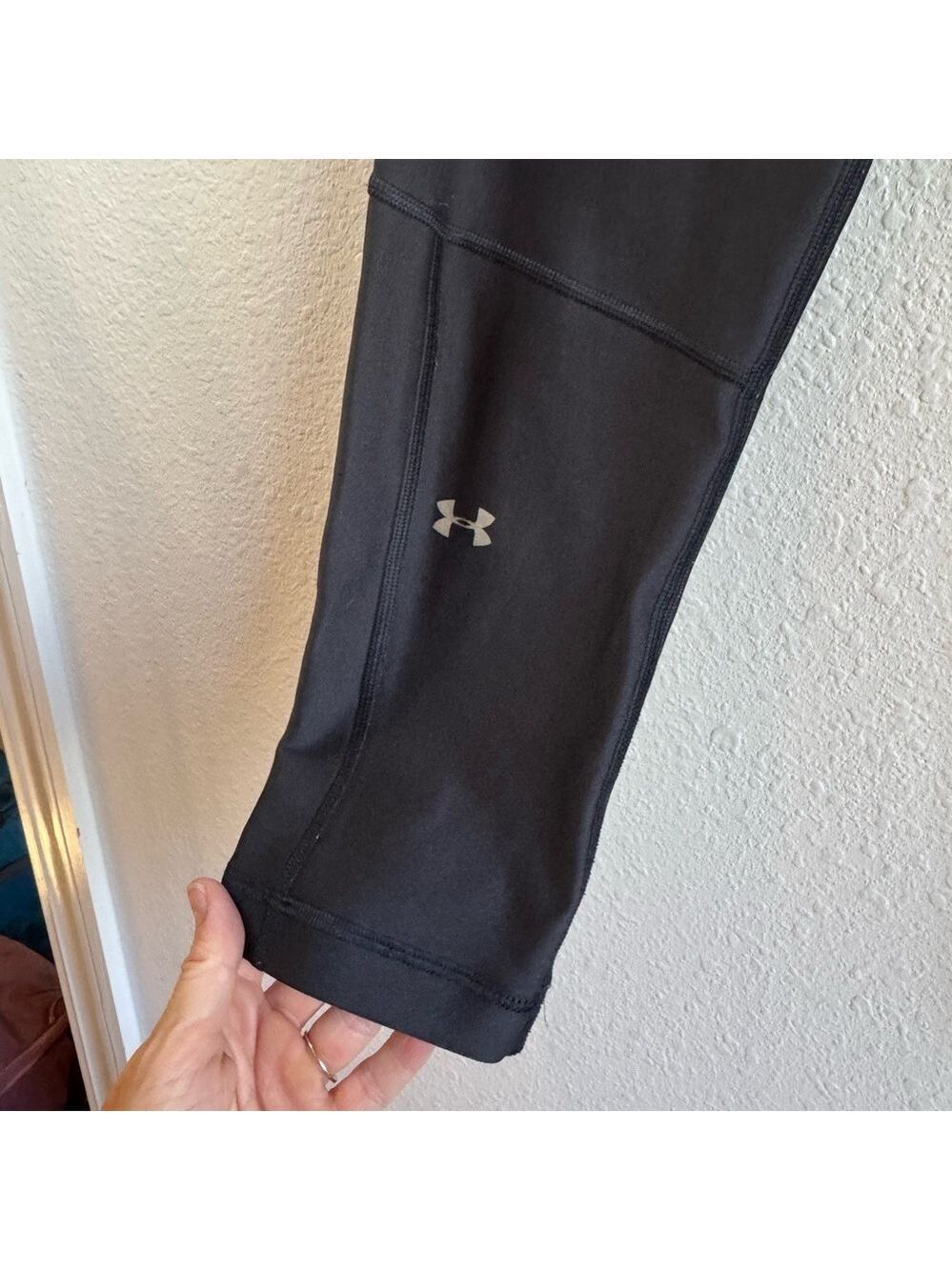 UNDER ARMOR Compression Tights - Picture 7 of 8